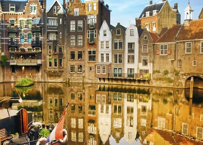 Alberti - Bed & Bike Rotterdam