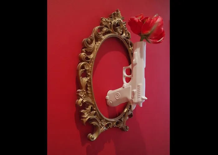 Alberti - Bed & Bike Pensión 3*